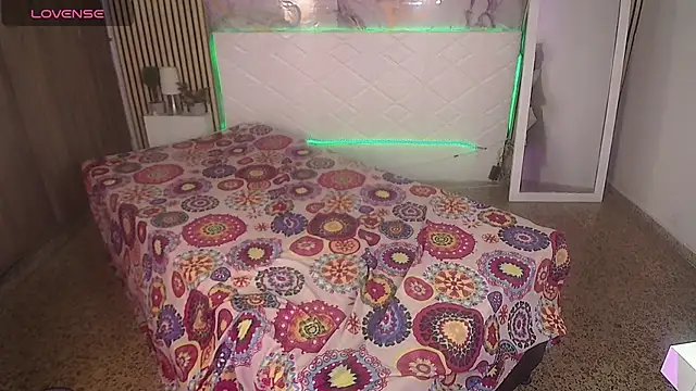 IvyShine7 online show from April 2026 08:57:02 PM