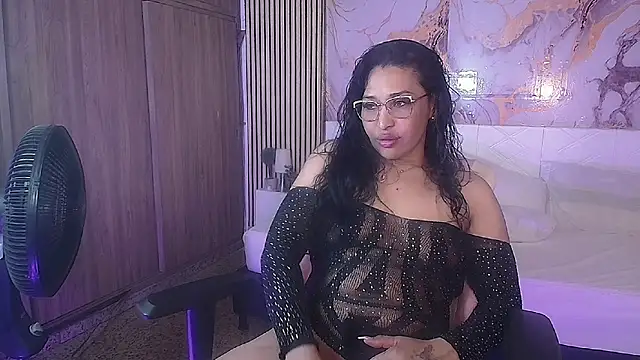 IvyShine7 online show from May 2026 07:28:02 PM