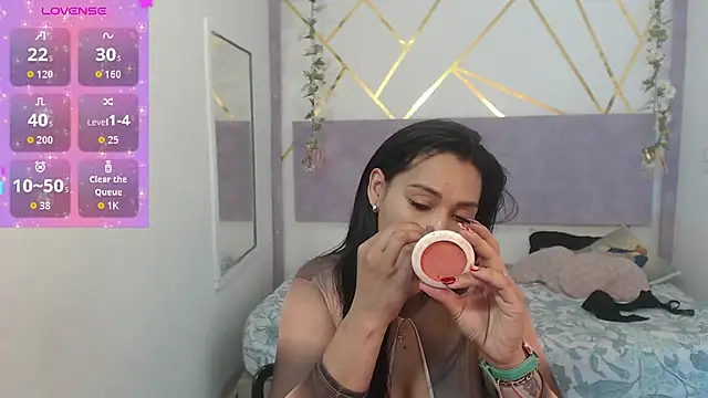 IvyShine7 online show from November 2025 07:18:02 PM