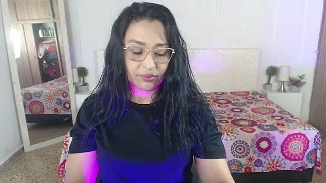 IvyShine7 online show from April 2026 07:31:02 PM