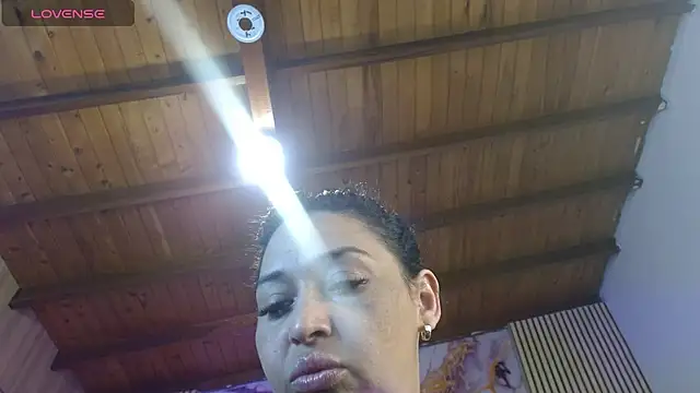 IvyShine7 online show from June 2026 06:53:02 PM