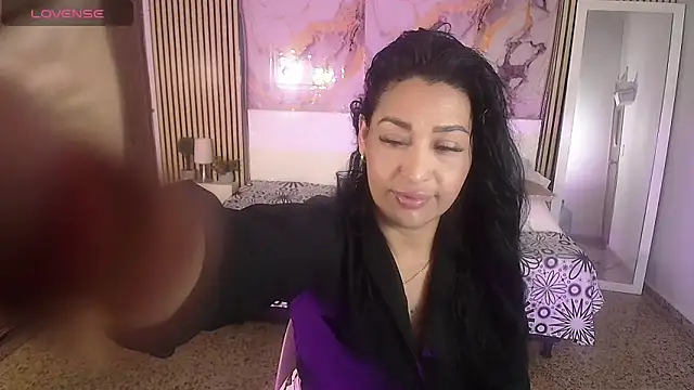 IvyShine7 online show from May 2026 07:19:02 PM