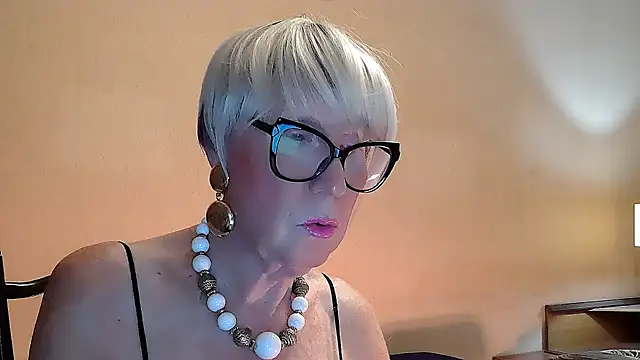 ROBY SWEETHOT online show from October 2025 10:00:02 PM