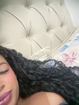 Snapshot of bianca090 chatting on October 2025 03:52:02 AM bianca090 online show from October 2025 03:52:02 AM