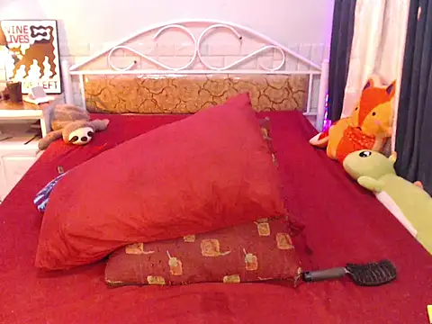 WILDDENNY1 online show from May 2026 01:56:01 AM