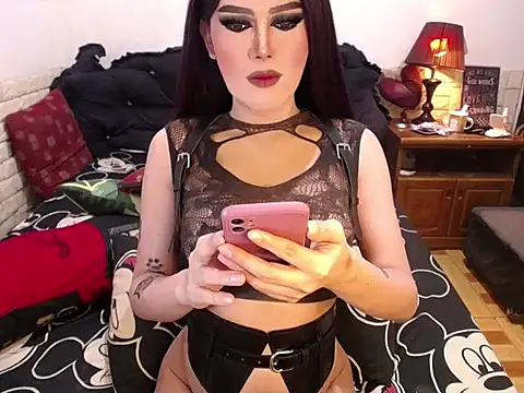 WILDDENNY1 online show from November 2025 12:09:01 PM