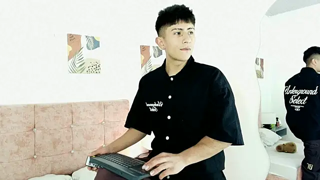 Andy Justgame online show from October 2025 03:21:01 AM