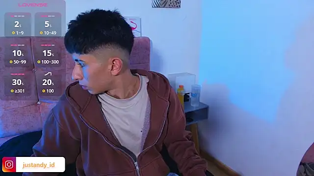 Snapshot of Andy_Justgame chatting on November 2025 10:53:01 PM Andy Justgame online show from November 2025 10:53:01 PM