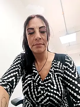  Kamy Hot online show from March 2026 03:06:01 PM