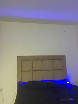 EmilyNoir1 online show from November 2025 01:17:01 AM