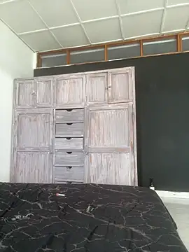 EmilyNoir1 online show from April 2026 01:50:02 PM