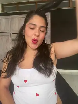EmilyNoir1 online show from May 2026 09:22:02 PM