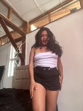 EmilyNoir1 online show from June 2026 08:17:02 PM