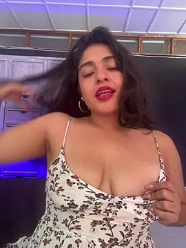 EmilyNoir1 online show from May 2026 06:44:02 PM