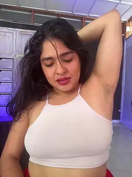 EmilyNoir1 online show from May 2026 09:08:01 PM