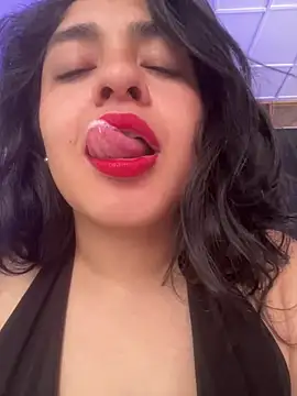 EmilyNoir1 online show from April 2026 10:05:02 PM