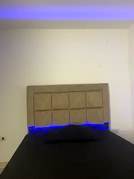 EmilyNoir1 online show from November 2025 12:32:02 AM