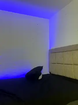 EmilyNoir1 online show from November 2025 12:25:02 AM