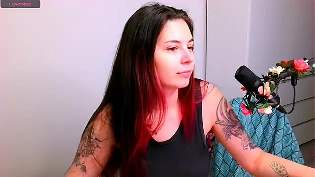 peachyness online show from November 2025 03:34:02 PM