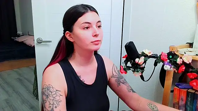 Snapshot of peachyness chatting on February 2026 11:57:01 PM peachyness online show from February 2026 11:57:01 PM