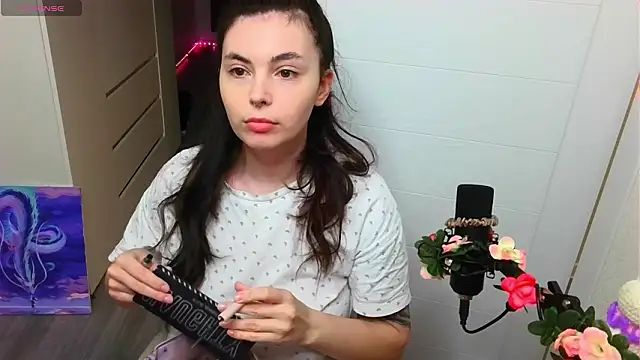 peachyness online show from March 2026 06:34:01 PM