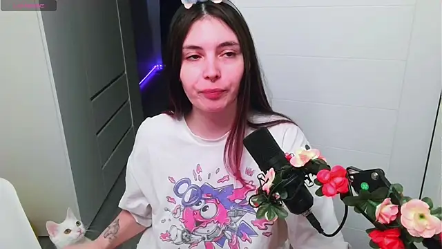 peachyness online show from May 2026 05:49:02 PM