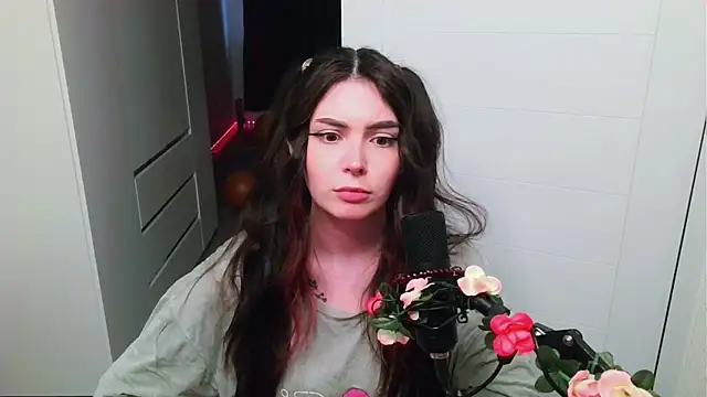 peachyness online show from May 2026 02:19:02 AM