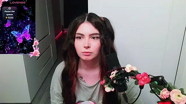 peachyness online show from May 2026 09:57:01 PM