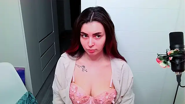 Snapshot of peachyness chatting on February 2026 07:54:02 PM peachyness online show from February 2026 07:54:02 PM