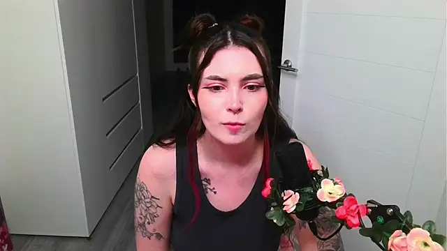 peachyness online show from May 2026 07:41:01 PM