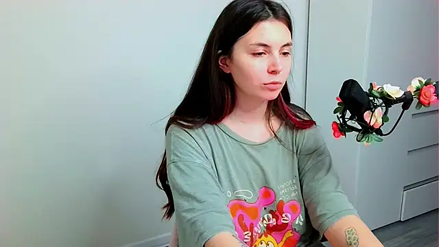 peachyness online show from December 2025 05:13:01 PM