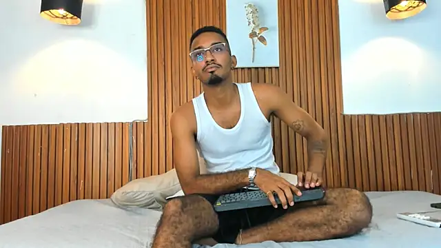 Darwin mayo online show from September 2025 05:50:01 PM