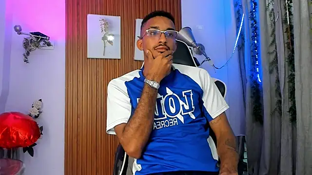 Darwin mayo online show from September 2025 05:19:02 PM