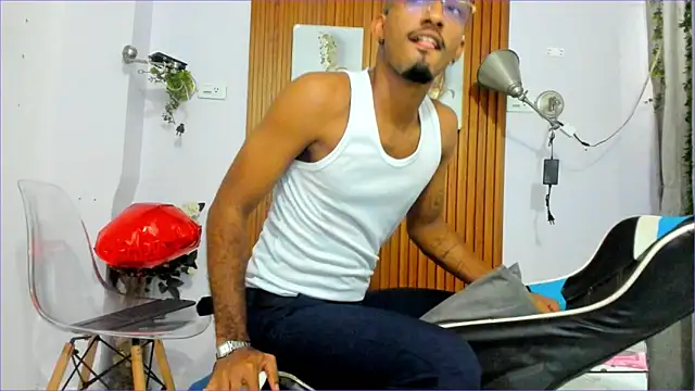 Darwin mayo online show from September 2025 05:26:02 PM