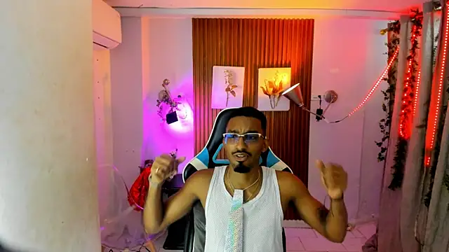 Darwin mayo online show from October 2025 05:34:02 PM