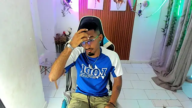 Darwin mayo online show from November 2025 05:30:02 PM