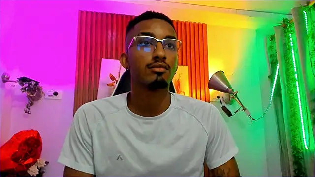Darwin mayo online show from September 2025 05:14:02 PM