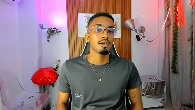 Darwin mayo online show from September 2025 05:41:02 PM