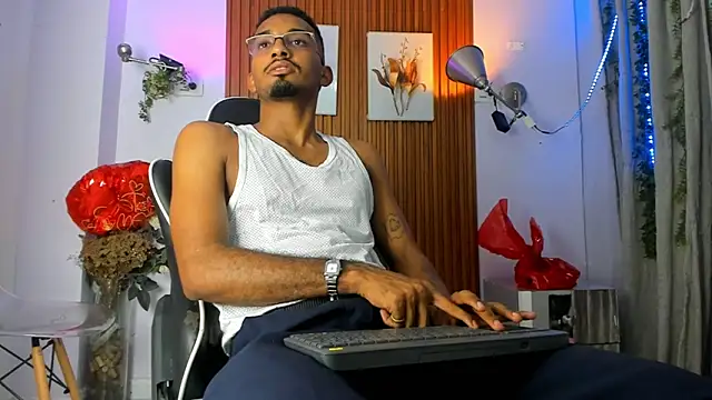 Darwin mayo online show from September 2025 05:20:01 PM