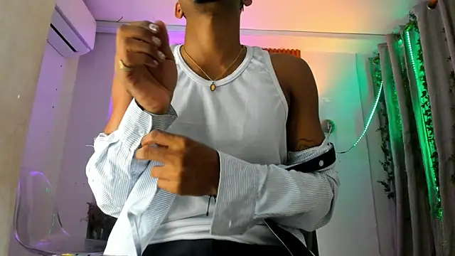 Darwin mayo online show from November 2025 05:38:02 PM