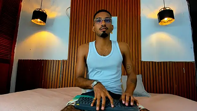 Darwin mayo online show from November 2025 05:38:02 PM