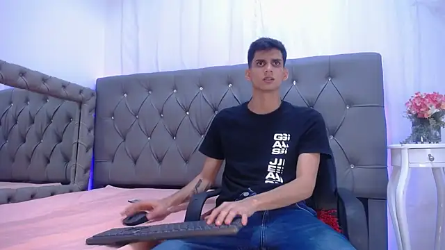 Sebalexis7 online show from November 2025 02:47:02 AM