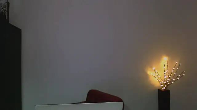 Lia noo regrets online show from April 2026 05:41:01 PM