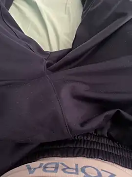 LeoLol online show from May 2026 04:07:02 PM