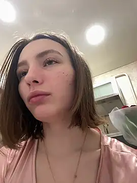 ZariaFlame online show from March 2026 12:04:02 AM