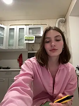 Snapshot of ZariaFlame chatting on May 2026 11:12:01 PM ZariaFlame online show from May 2026 11:12:01 PM