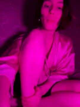 Snapshot of ZariaFlame chatting on December 2025 10:21:02 PM ZariaFlame online show from December 2025 10:21:02 PM