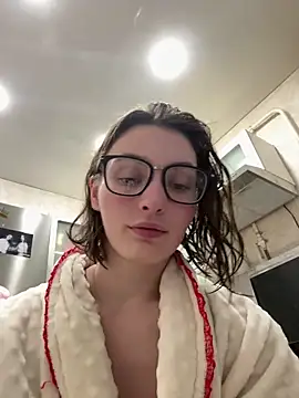 Snapshot of ZariaFlame chatting on February 2026 10:40:01 PM ZariaFlame online show from February 2026 10:40:01 PM