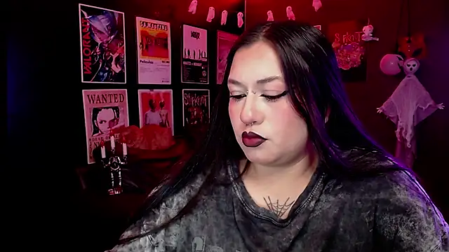 Ravendark  online show from October 2025 07:26:01 PM