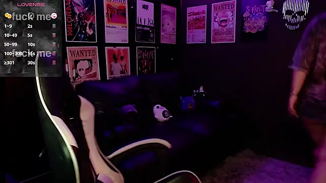 Ravendark  online show from November 2025 10:36:02 PM